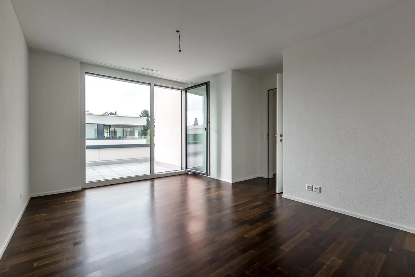 Appartement en Attique au Standard de Propriété - Photo 10 sur 12