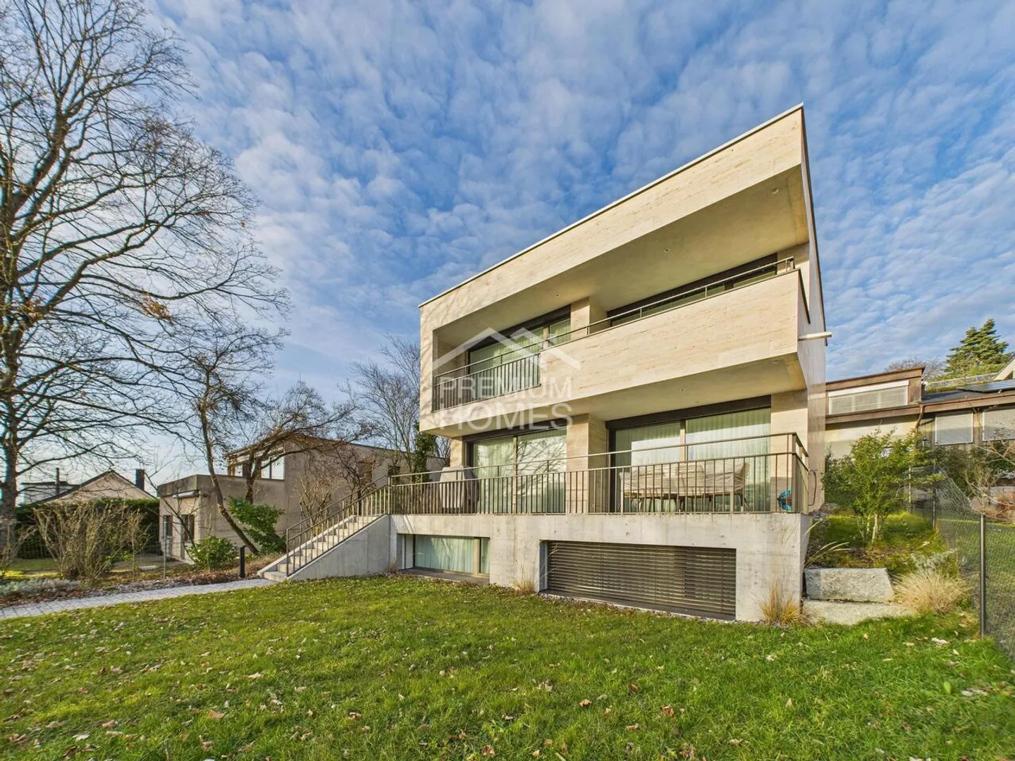 Stilvolles Familienhaus in Dornach - Foto 1 von 11