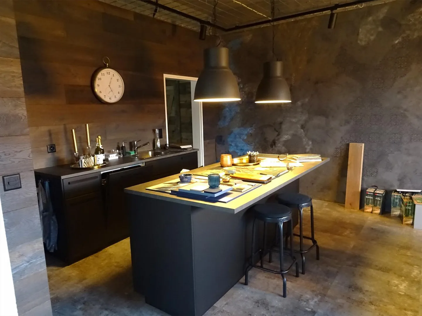 Spazio commerciale di 237m2 con vetrina - Foto 6 di 13