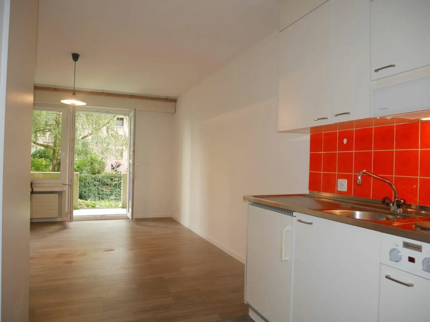 Gemütliche Wohnung mit Sonnigem Balkon - Foto 2 von 5