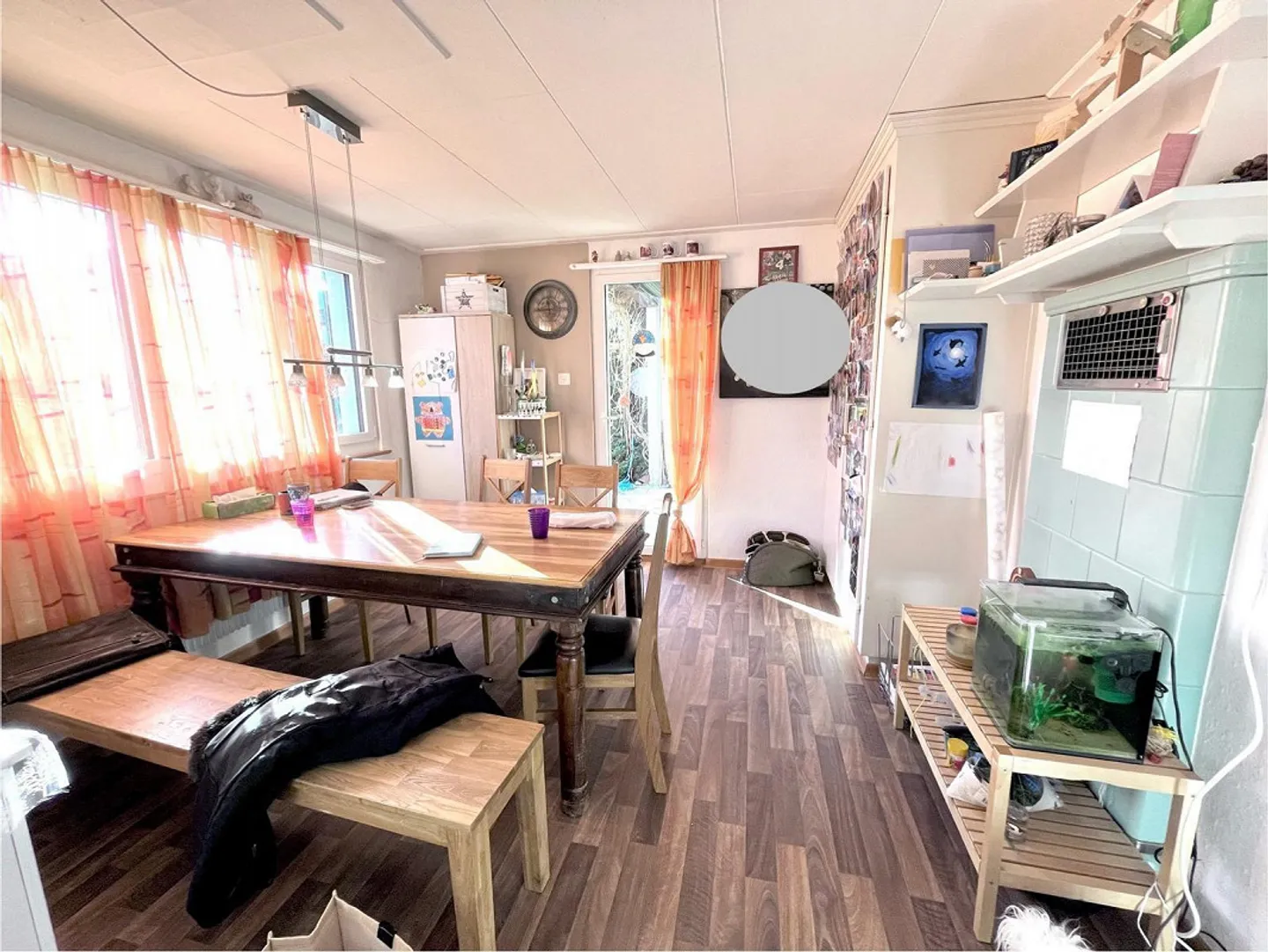 Family-friendly 5.5-room house, large garden, attractive location - Photo 8 of 17