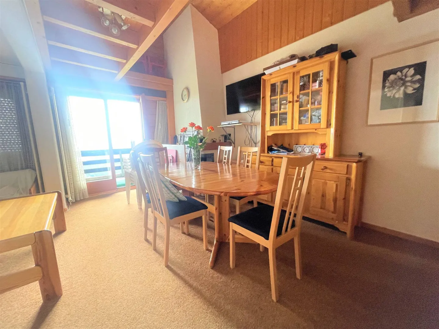 Appartamento con 3,5 stanze, 100 m2, ultimo piano con balconi e vista mozzafiato - Foto 2 di 7