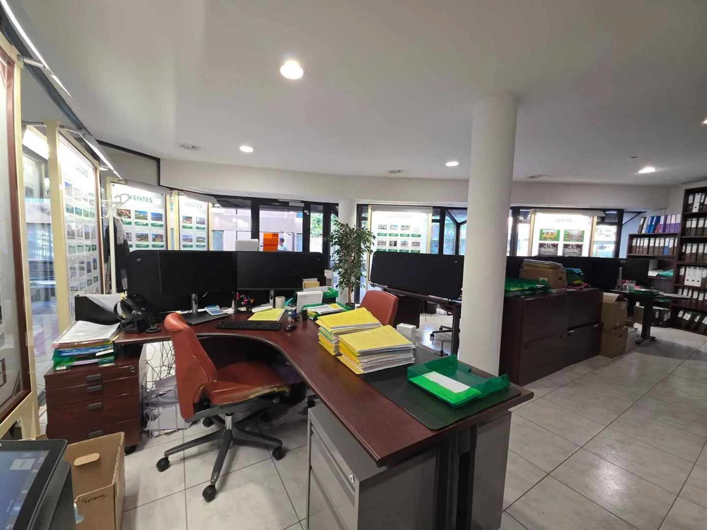 Office + Warehouse Full City Center - Photo 6 of 9