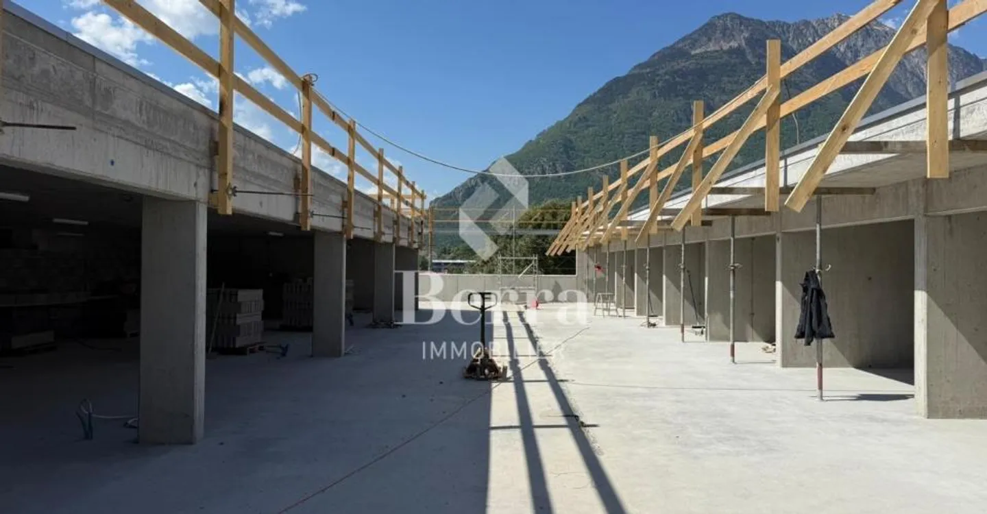In vendita, Magazzino, 1920 Martigny, Rif _5744022._5756674 - Foto 2 di 13
