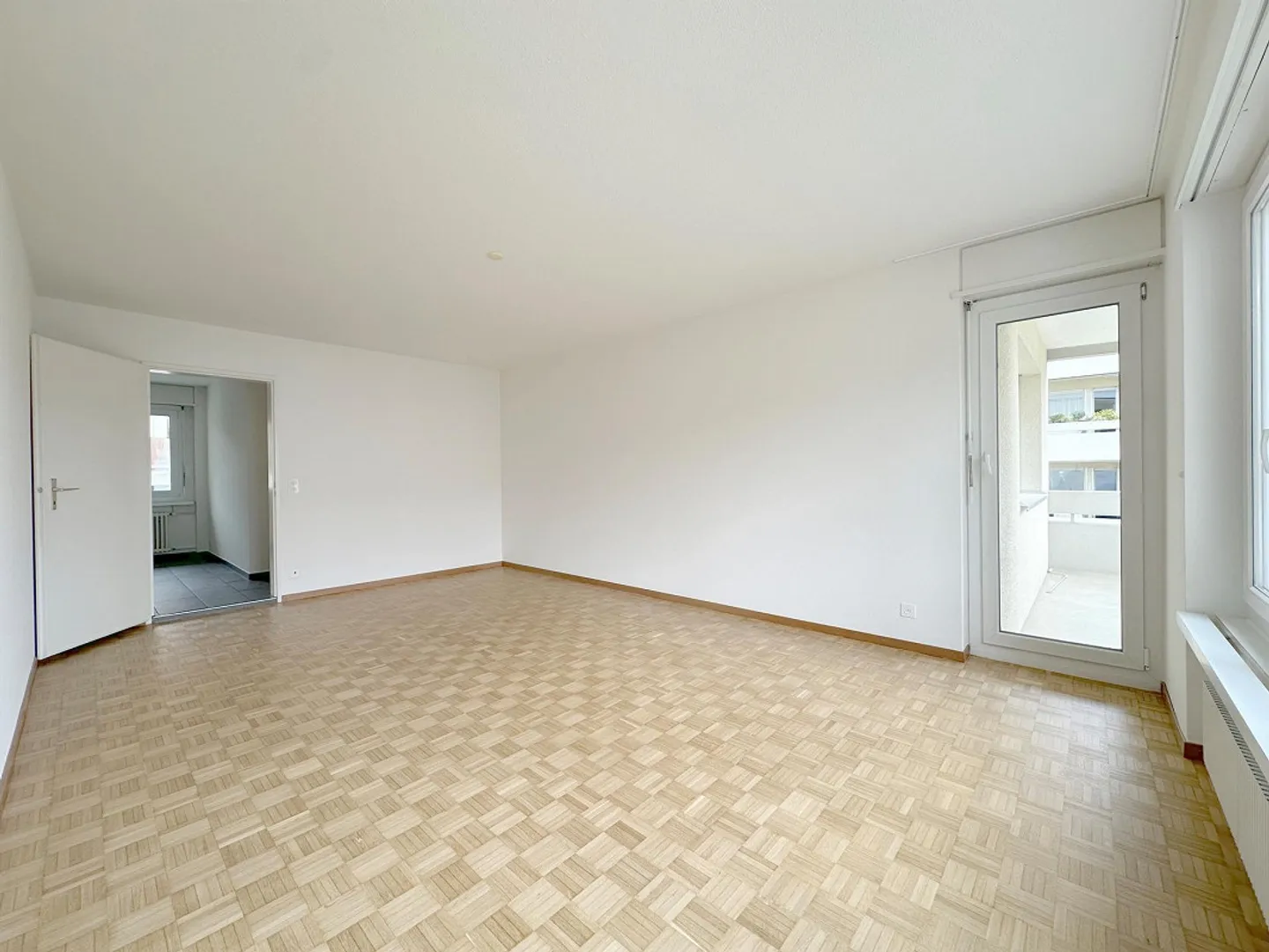 Geräumige Wohnung am Zürichsee - Foto 4 von 11