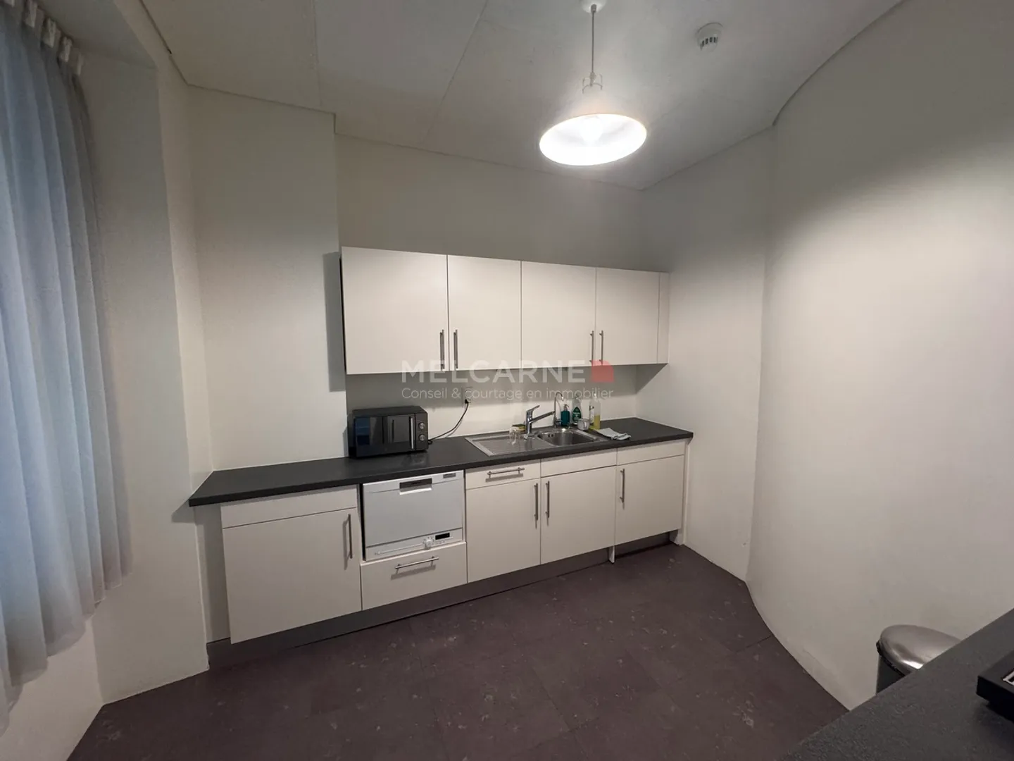 Two individual offices for sublease in the heart of Geneva - Photo 5 of 8