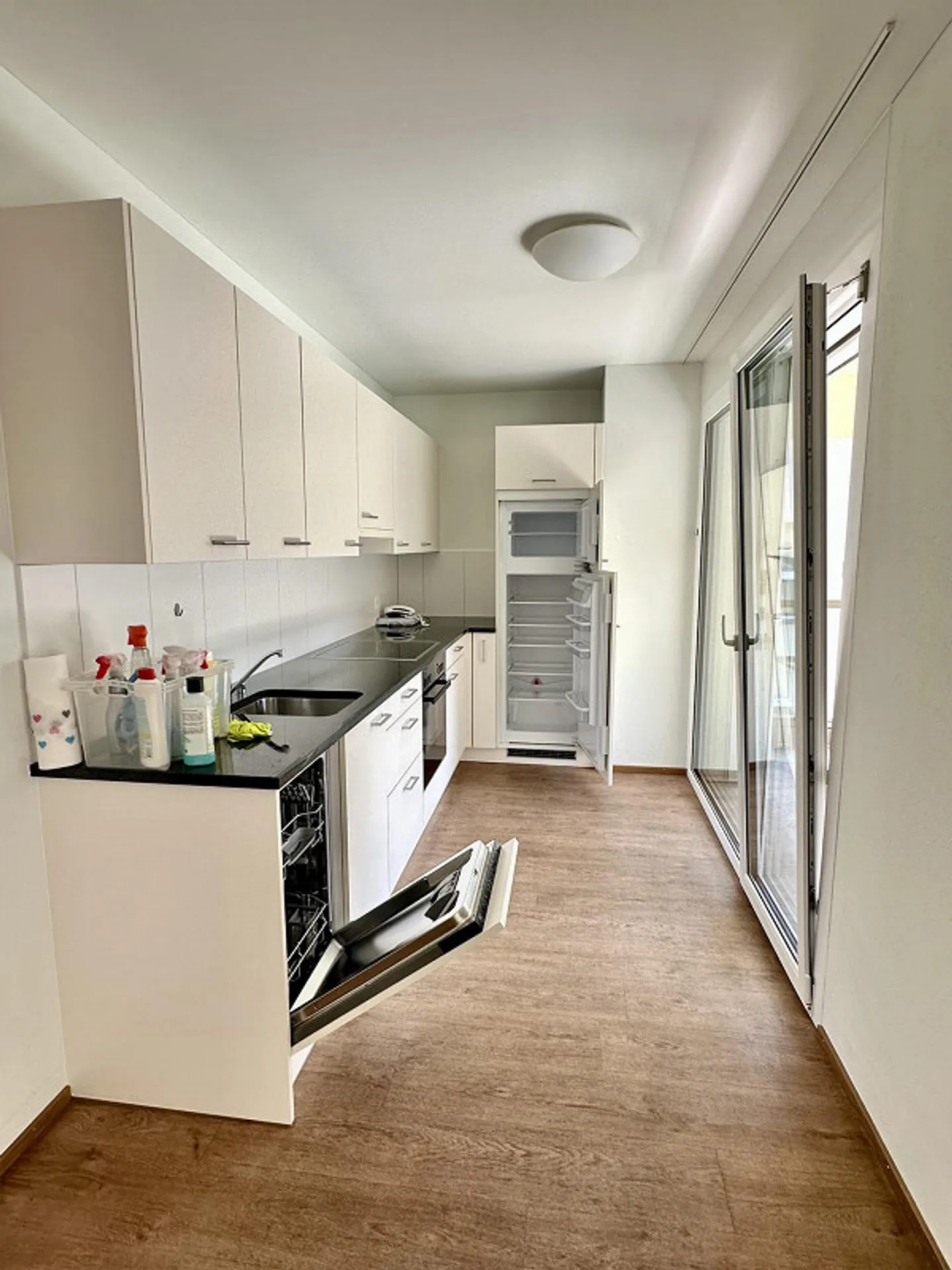 Appartement pour seniors - Photo 5 sur 8