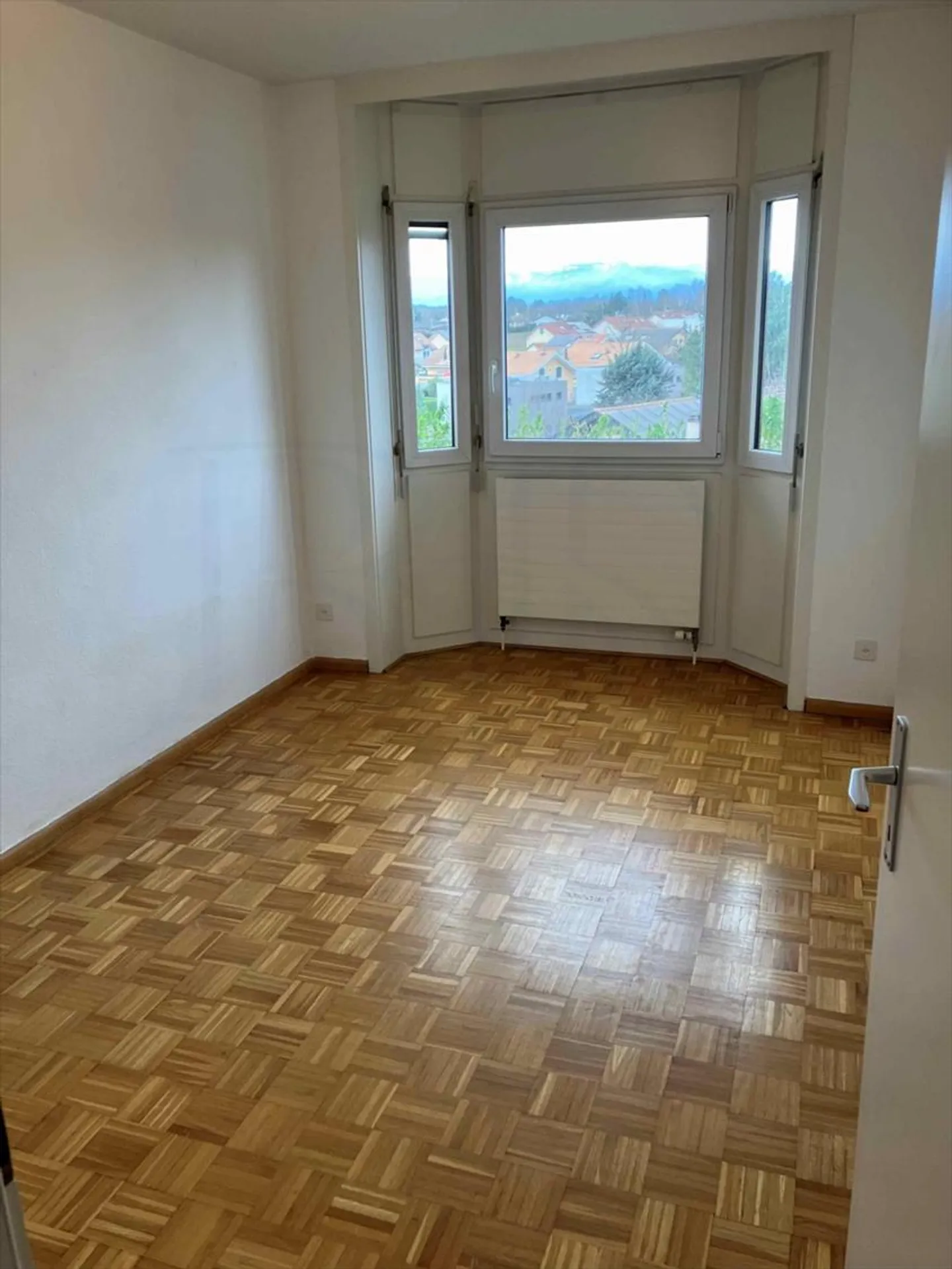 Four-room apartment on the 3rd floor - Photo 5 of 6
