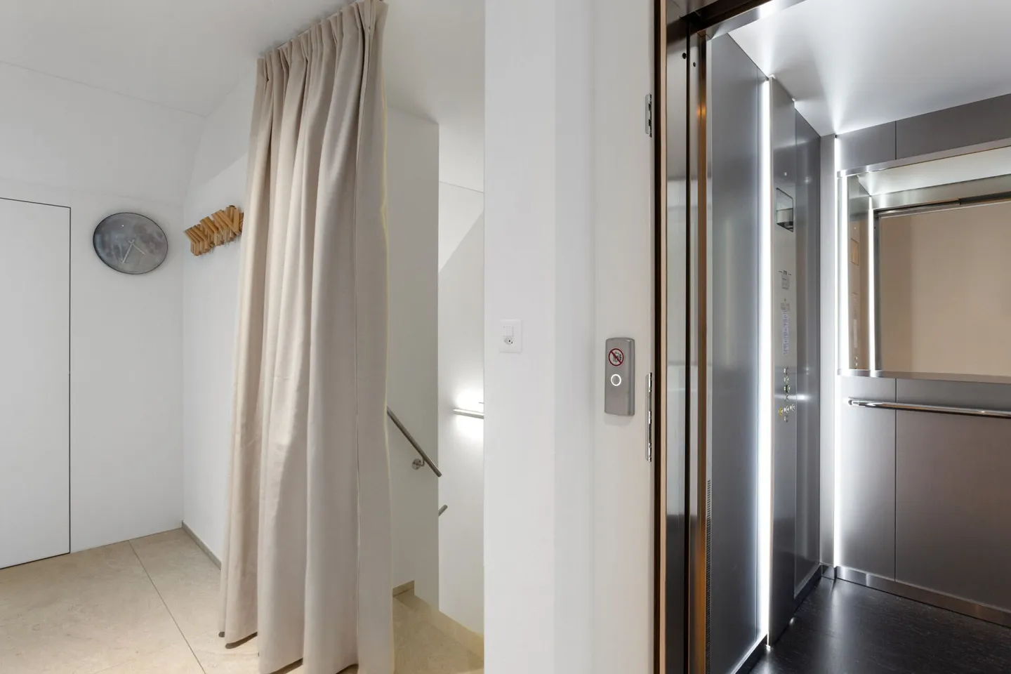 Trasferirsi e sentirsi bene - Elegante appartamento attico di 5,5 stanze - Foto 13 di 14