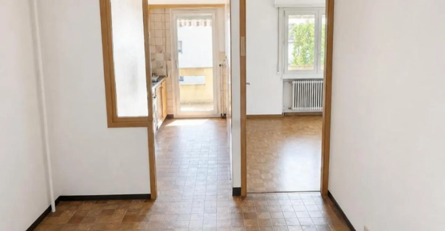 Charmante 3,5-Zimmer-Wohnung in grüner Umgebung - Foto 6 von 11