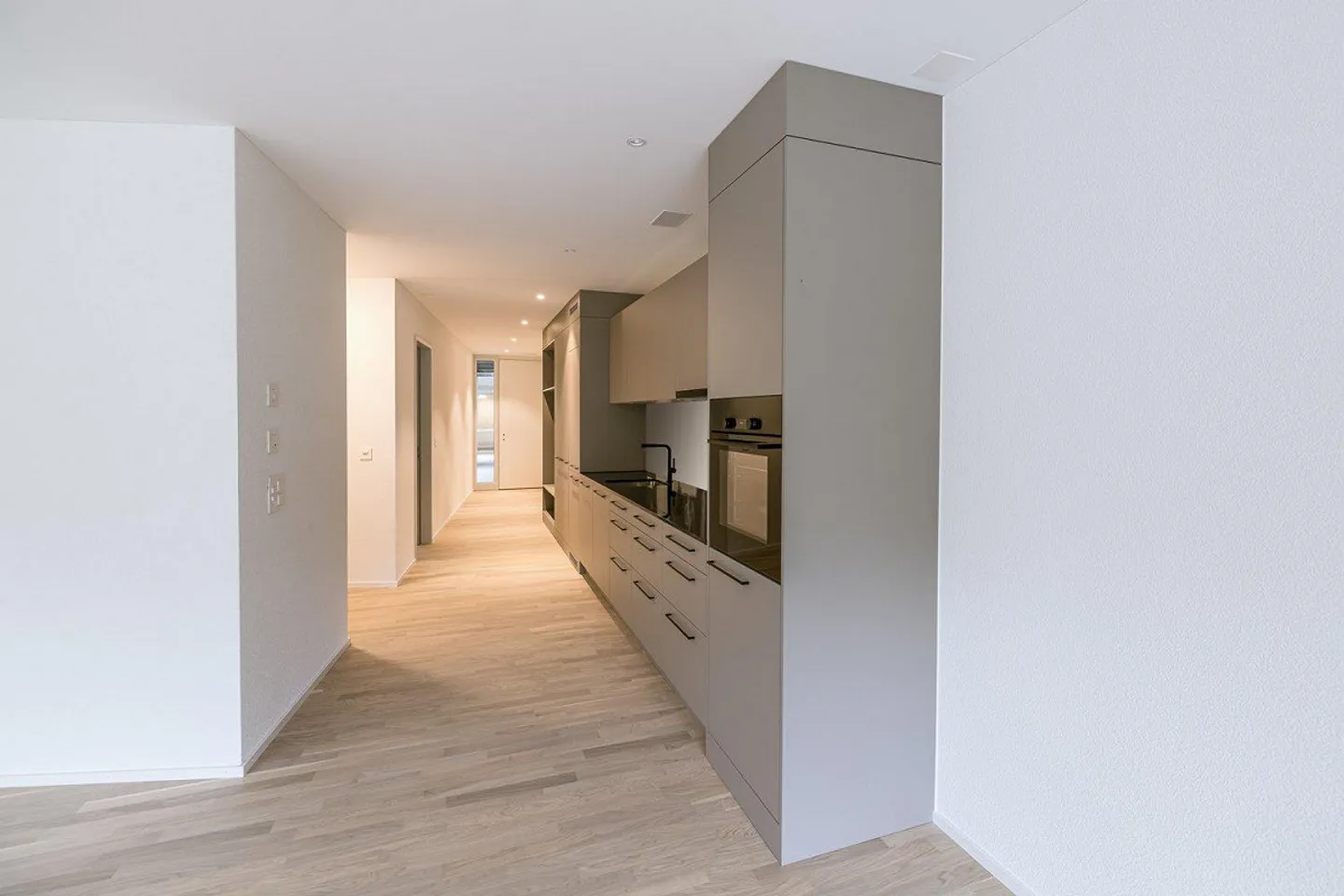 Bellissimo appartamento di 2,5 locali con grande terrazza - Foto 1 di 7