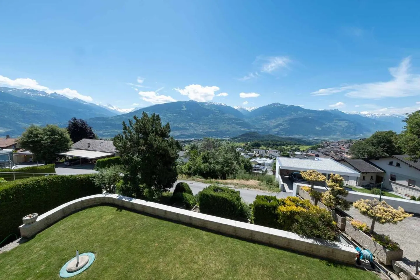 Exzeptionelle Villa mit Alpenblick - Foto 1 von 13