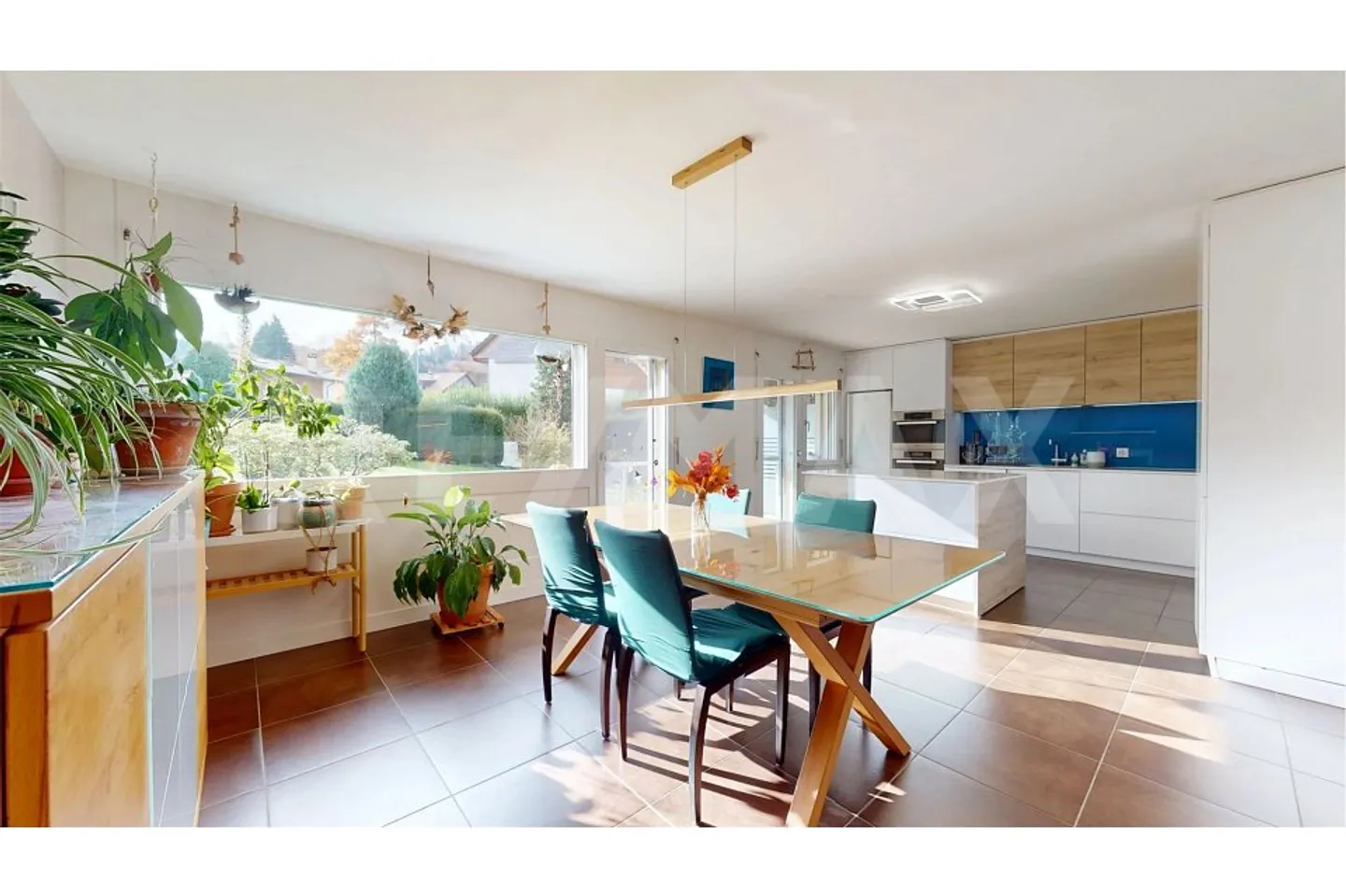 Belle villa avec grand jardin / Exclusivité RE/MAX - Photo 4 sur 10