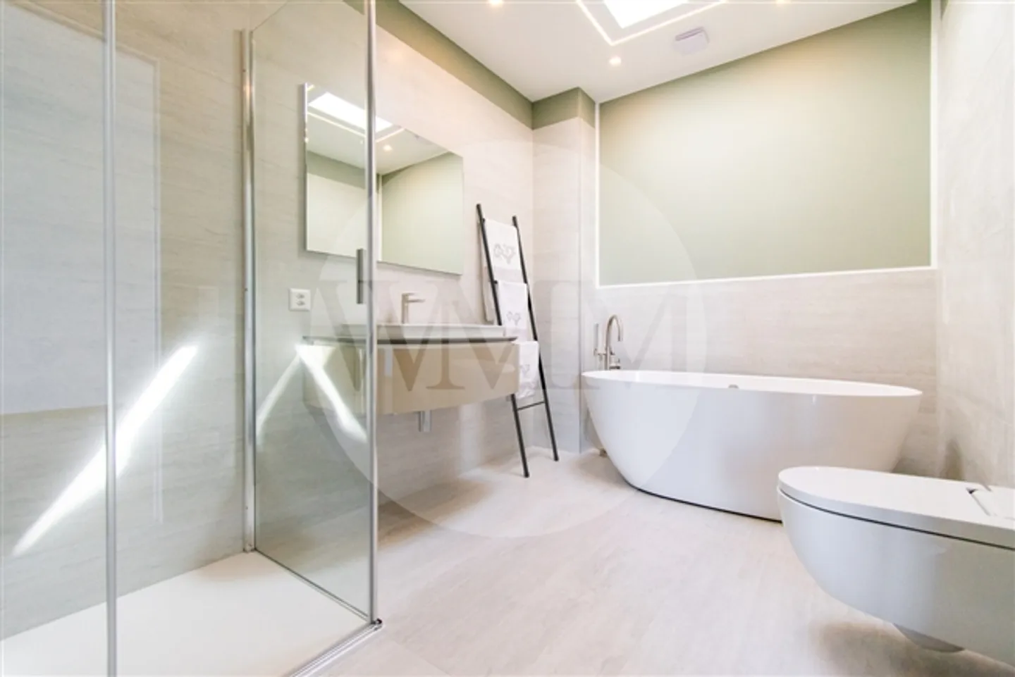 MAISONETTE DE RÊVE AVEC TERRASSE PANORAMIQUE ET VUE IMPRENABLE - Photo 12 sur 17