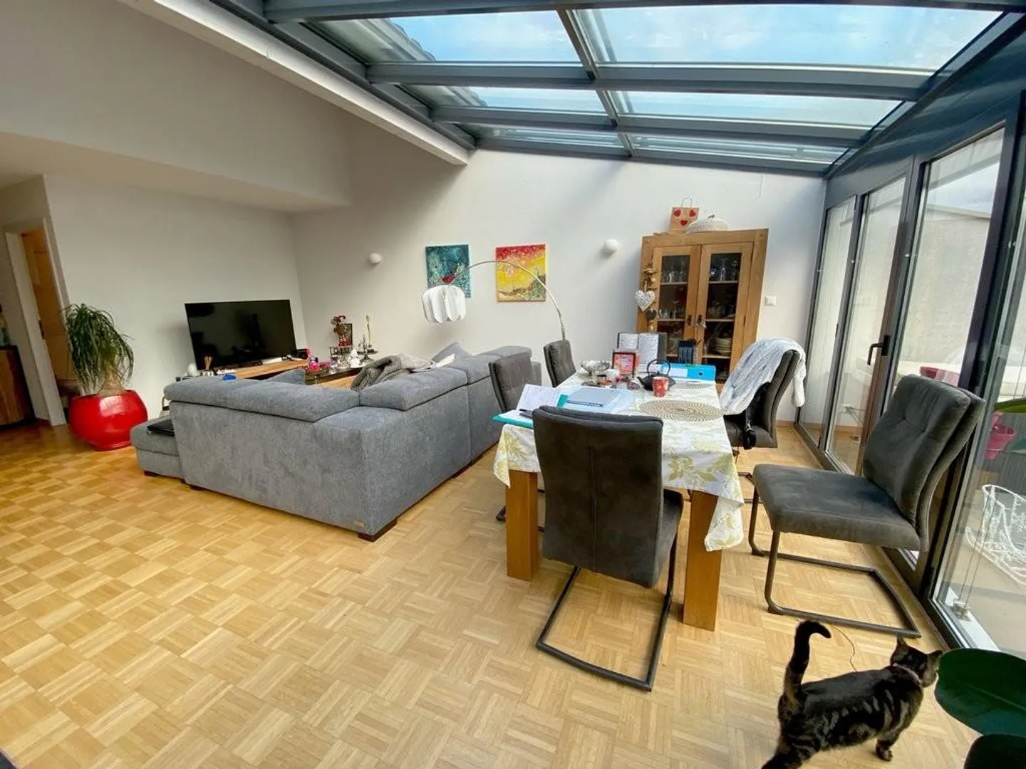 Magnificent 3.5-room apartment of 111 m2 - Photo 2 of 9