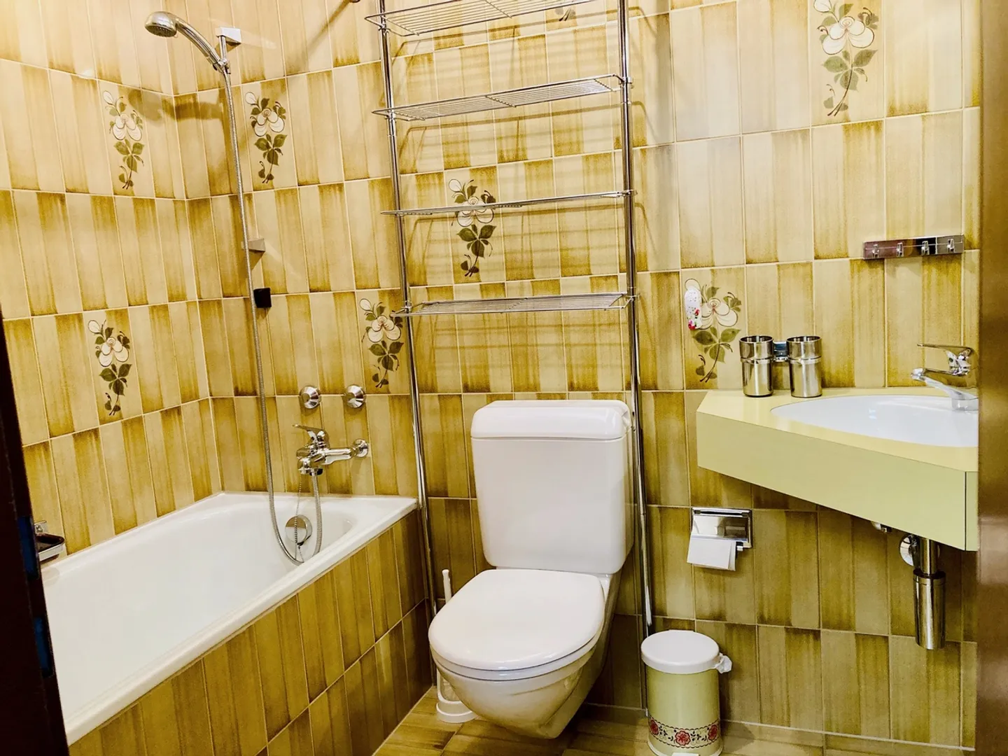 Small but fine holiday apartment in a well-maintained building - Photo 7 of 8