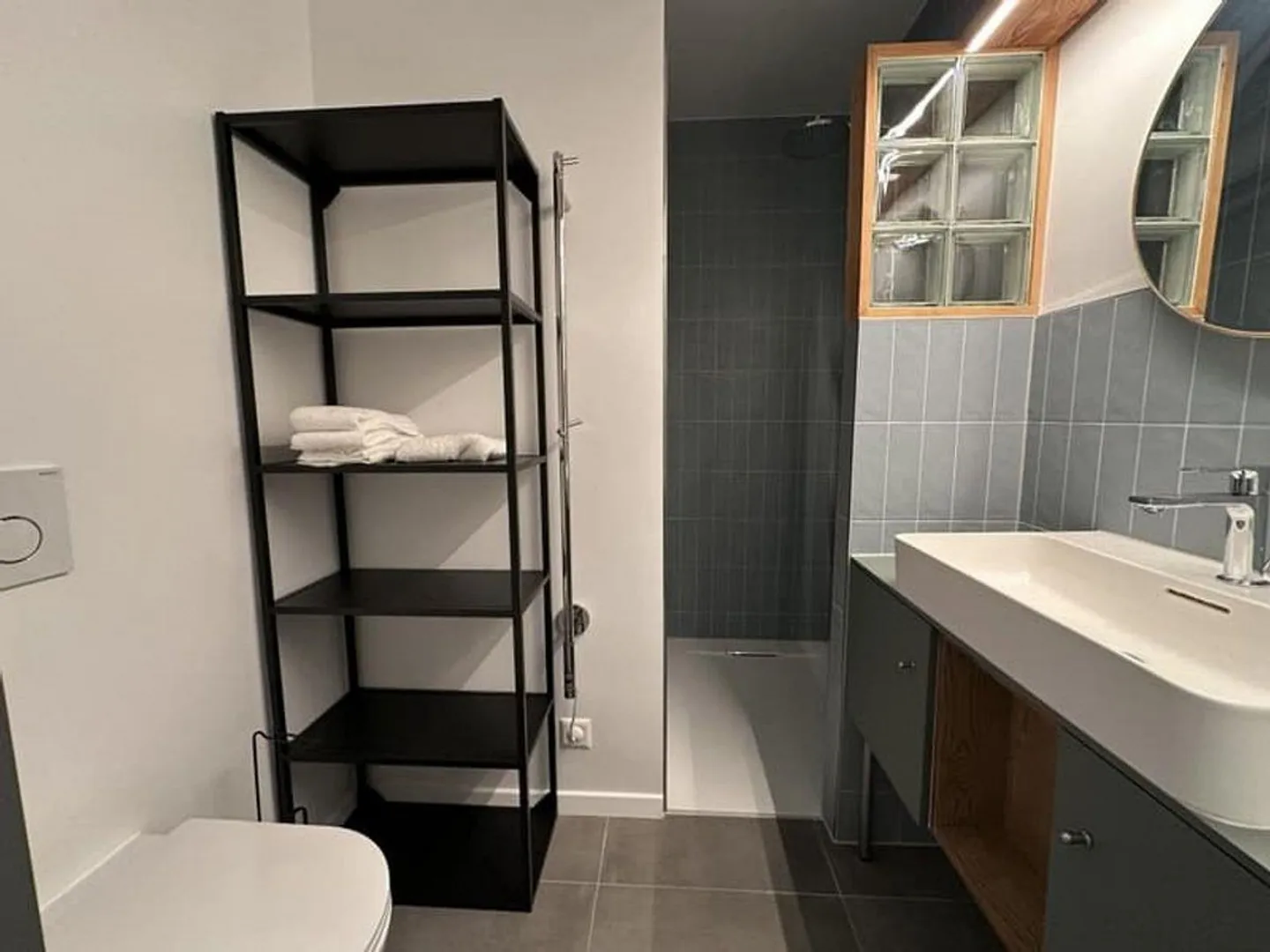 Appartement avec terrasse/jardin, dans Nyon et proche du lac - Photo 8 sur 9