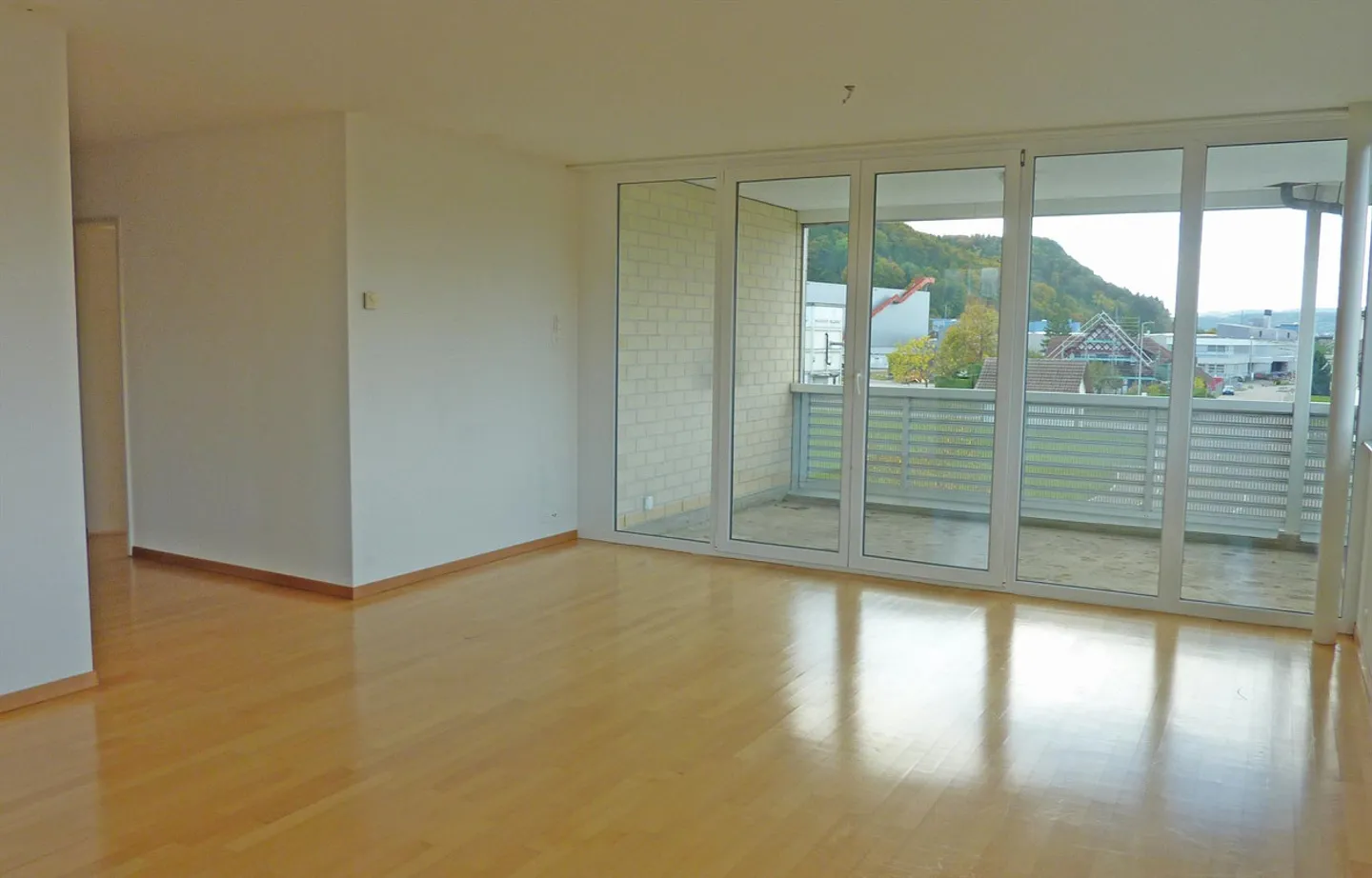 Modernes Wohnen in ländlicher Umgebung - Foto 3 von 10