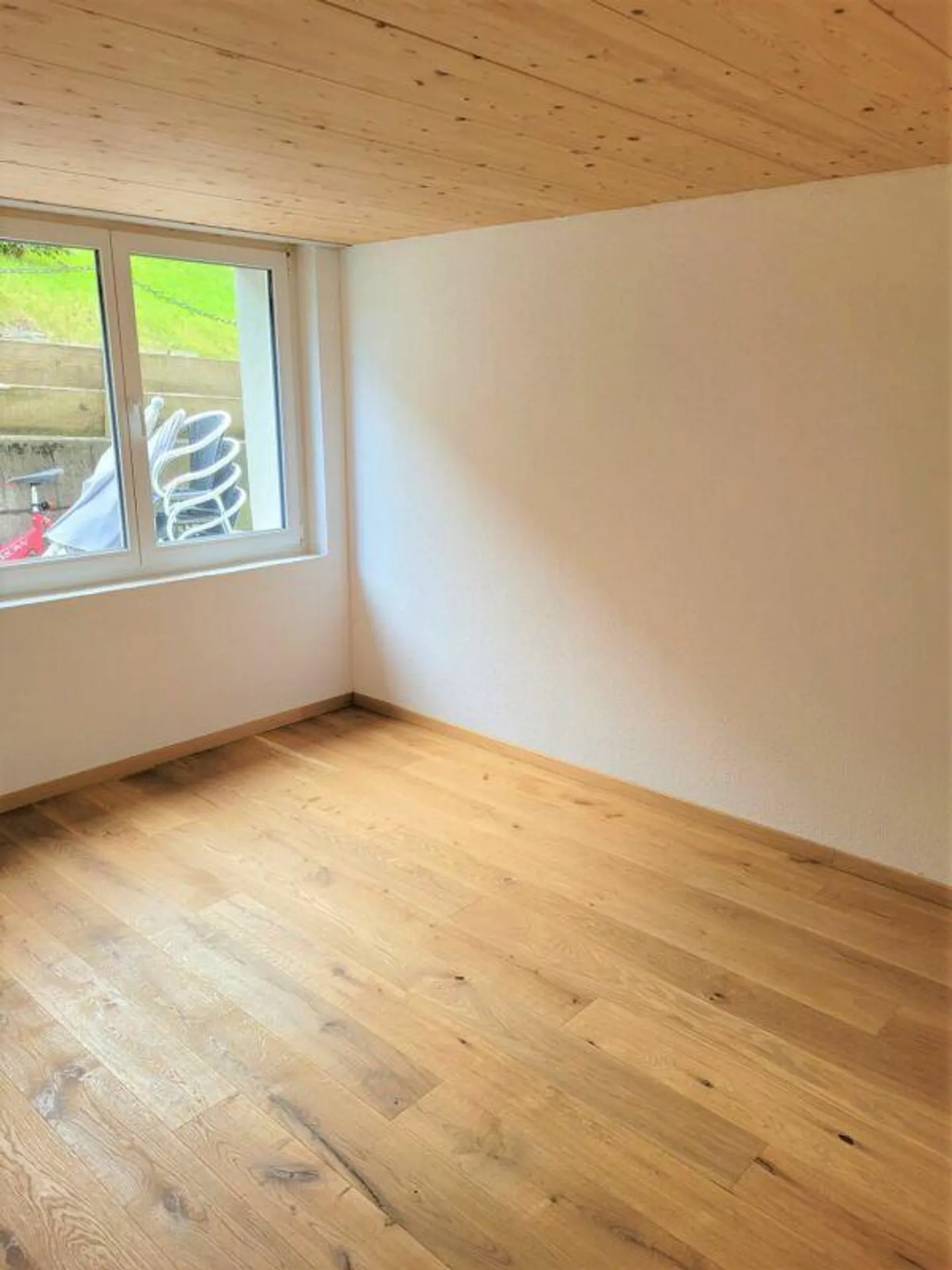 Spacious 2.5-room apartment with terrace - Photo 5 of 8