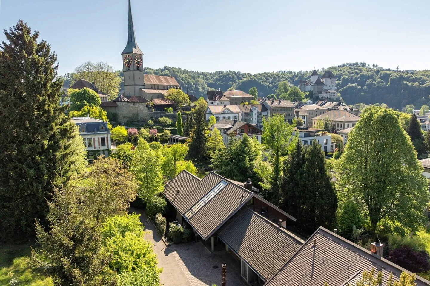 Maison semi-détachée exclusive avec espace bien-être privé - une merveille d'espace - Photo 1 sur 13