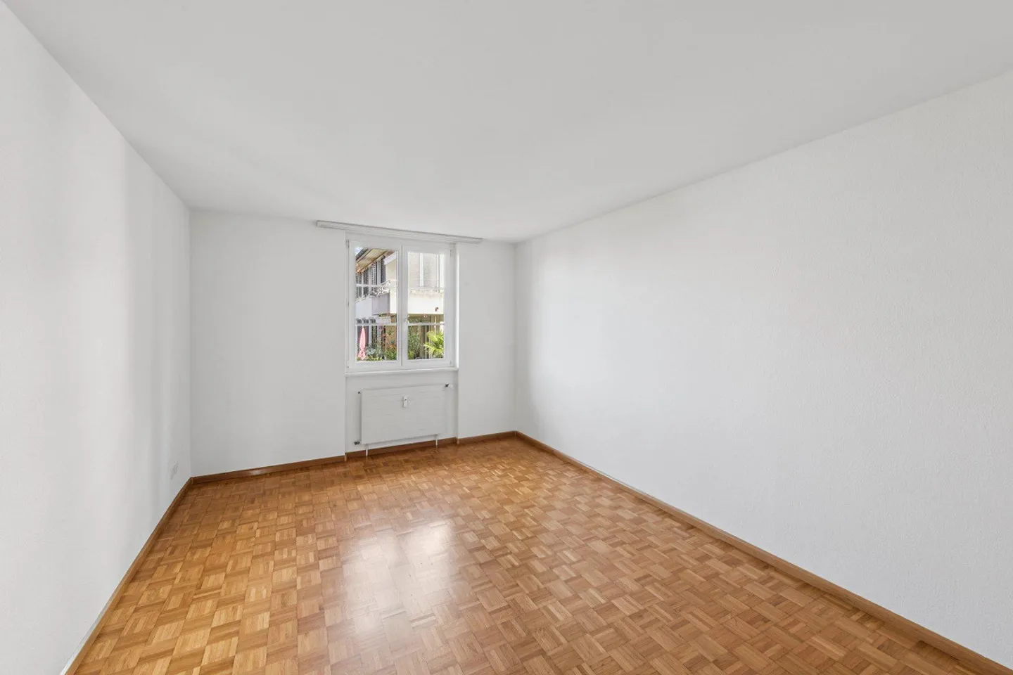 3.5 Room Apartment in Schönenbuch - Photo 6 of 12