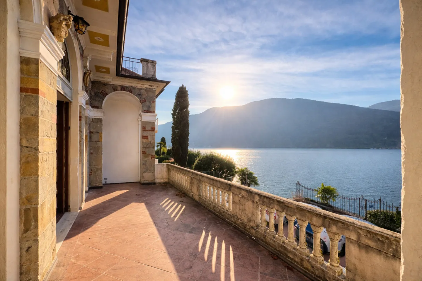 Affascinante villa fronte lago a Morcote - Foto 8 di 14
