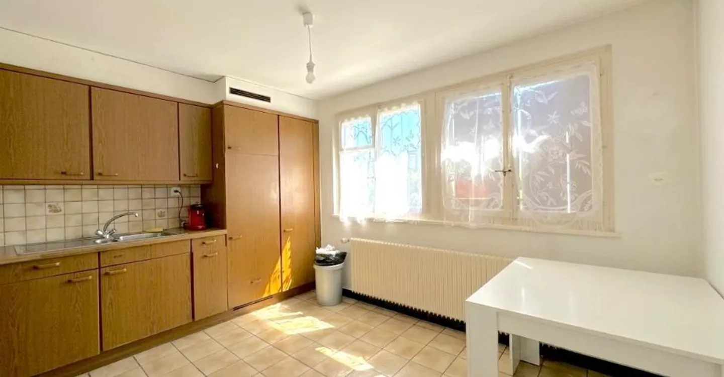 Villa auf einem schönen Grundstück - Foto 7 von 10
