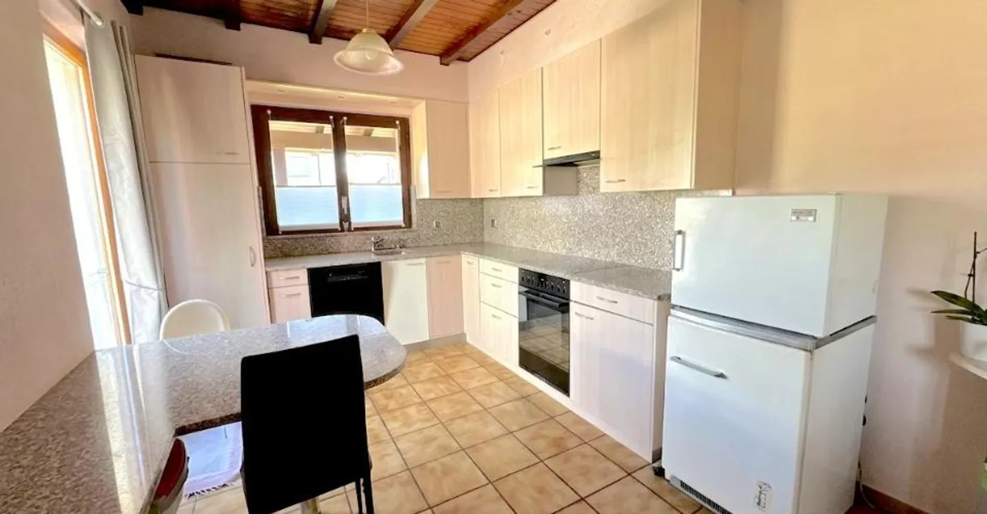 Villa auf einem schönen Grundstück - Foto 8 von 10
