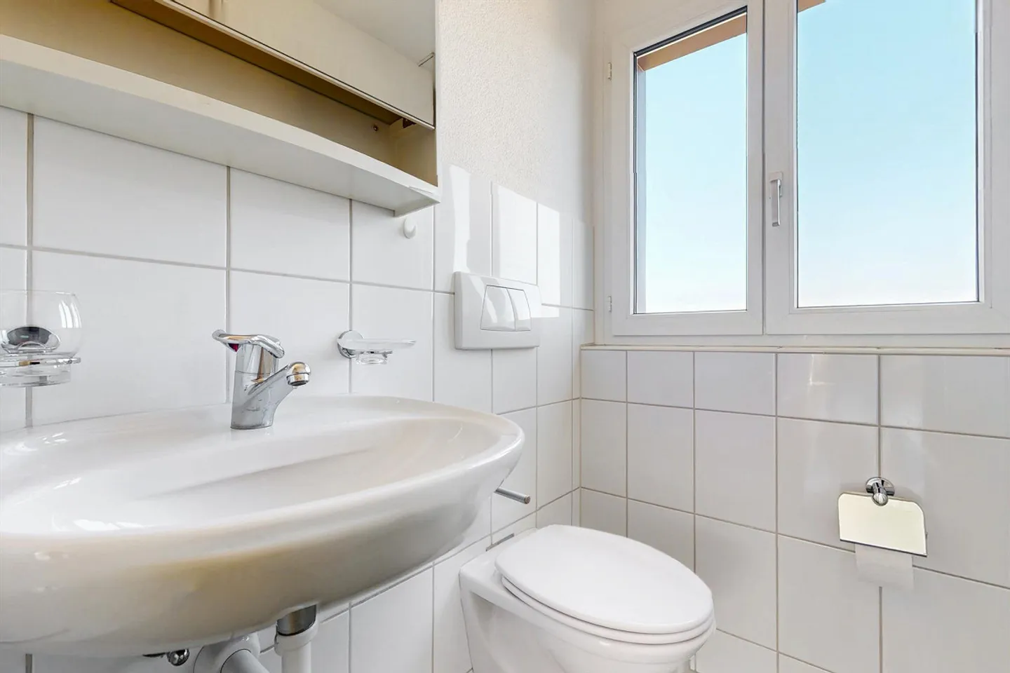 Spacious Penthouse in Bern - Photo 12 of 13