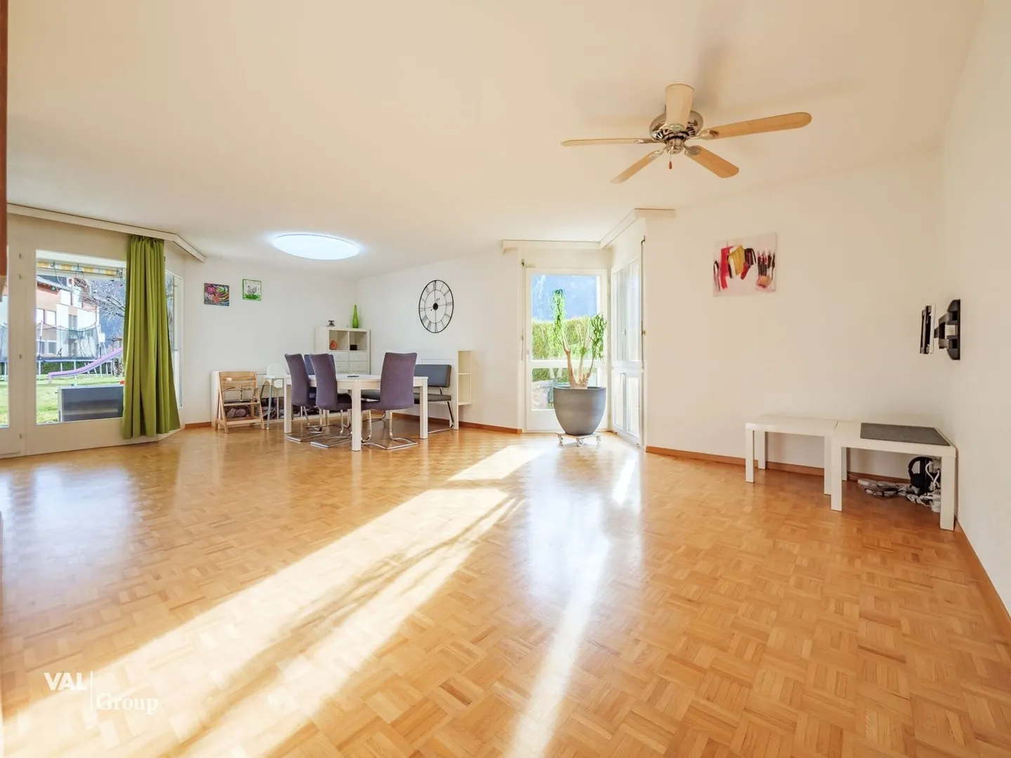 Gepflegte Gartenwohnung im Weinparadies Salgesch - Foto 2 von 13