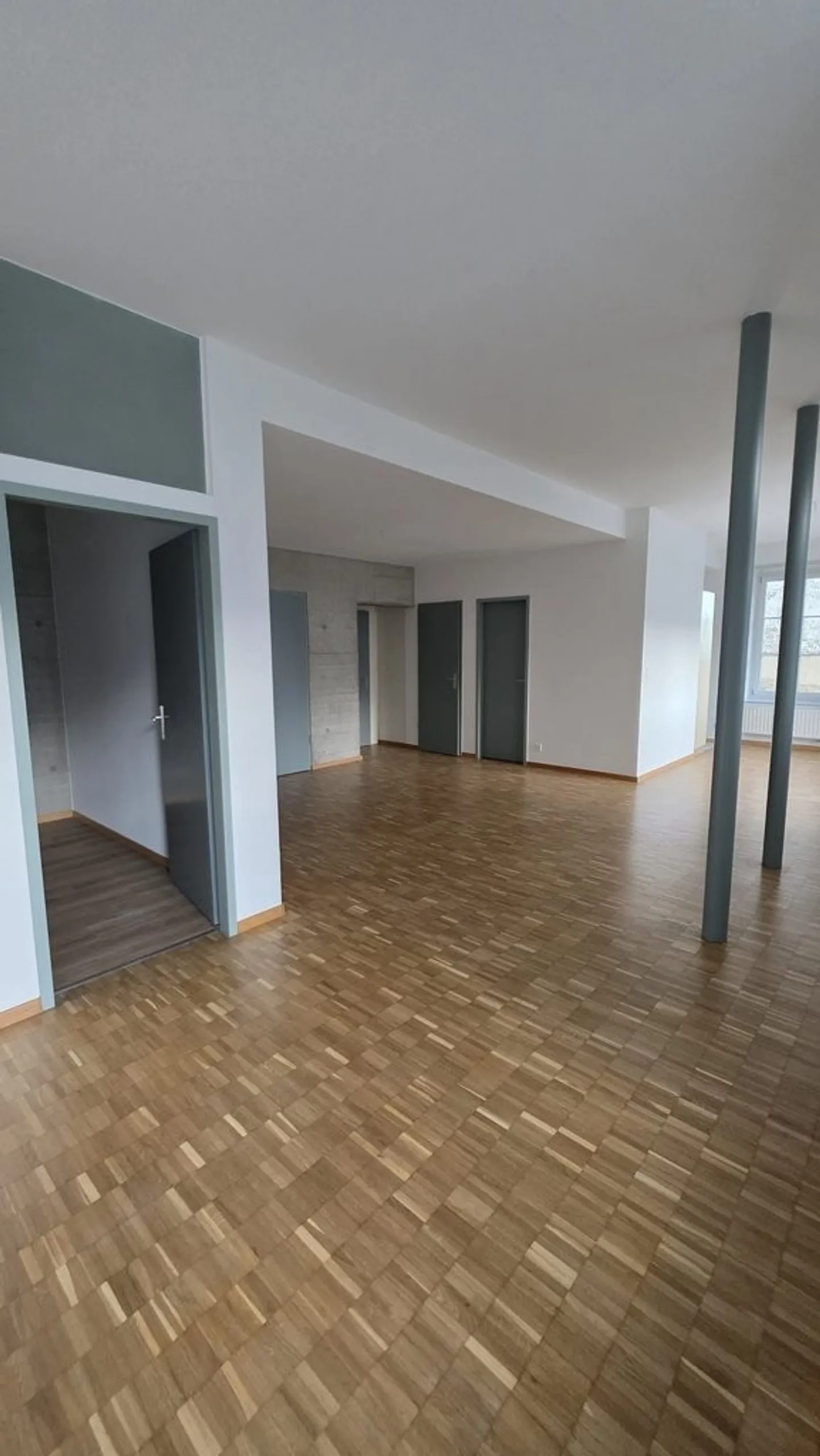 Wunderschöne 3-Zimmer-Wohnung mit privatem Garten & 2 Badezimmern - Foto 4 von 12