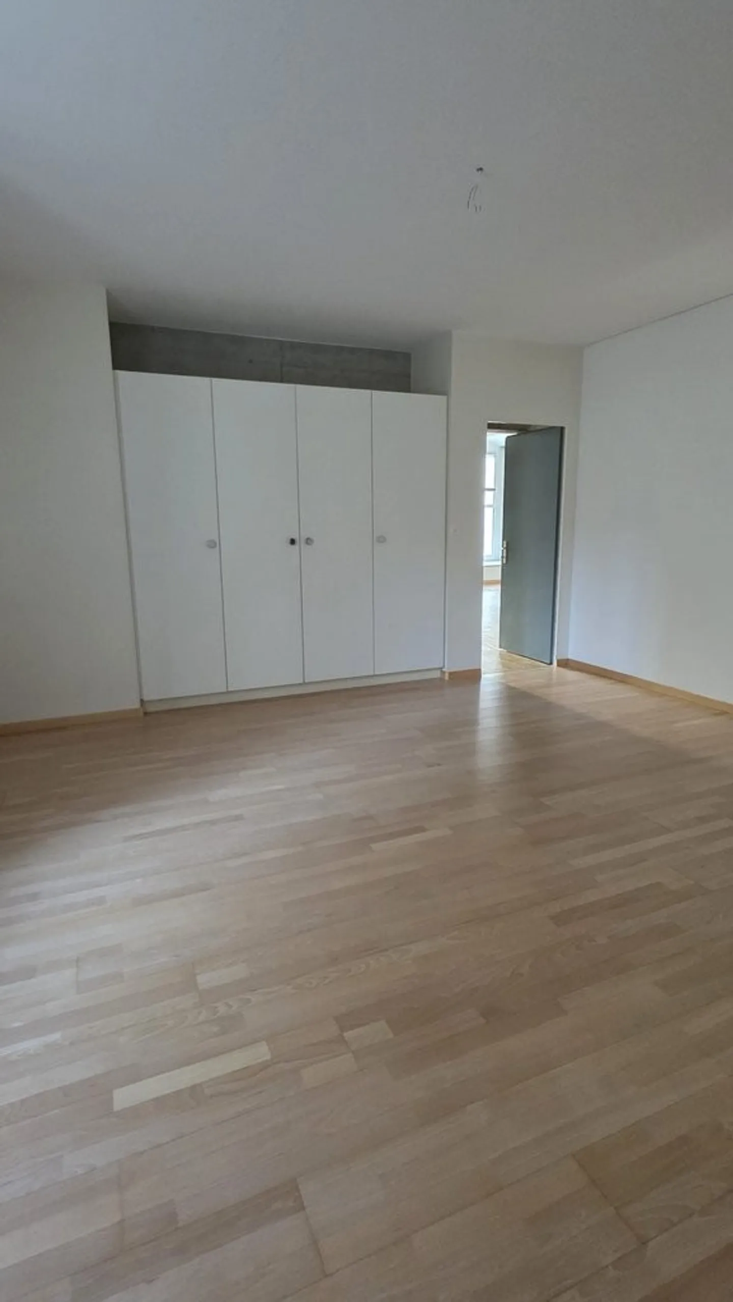 Wunderschöne 3-Zimmer-Wohnung mit privatem Garten & 2 Badezimmern - Foto 6 von 12