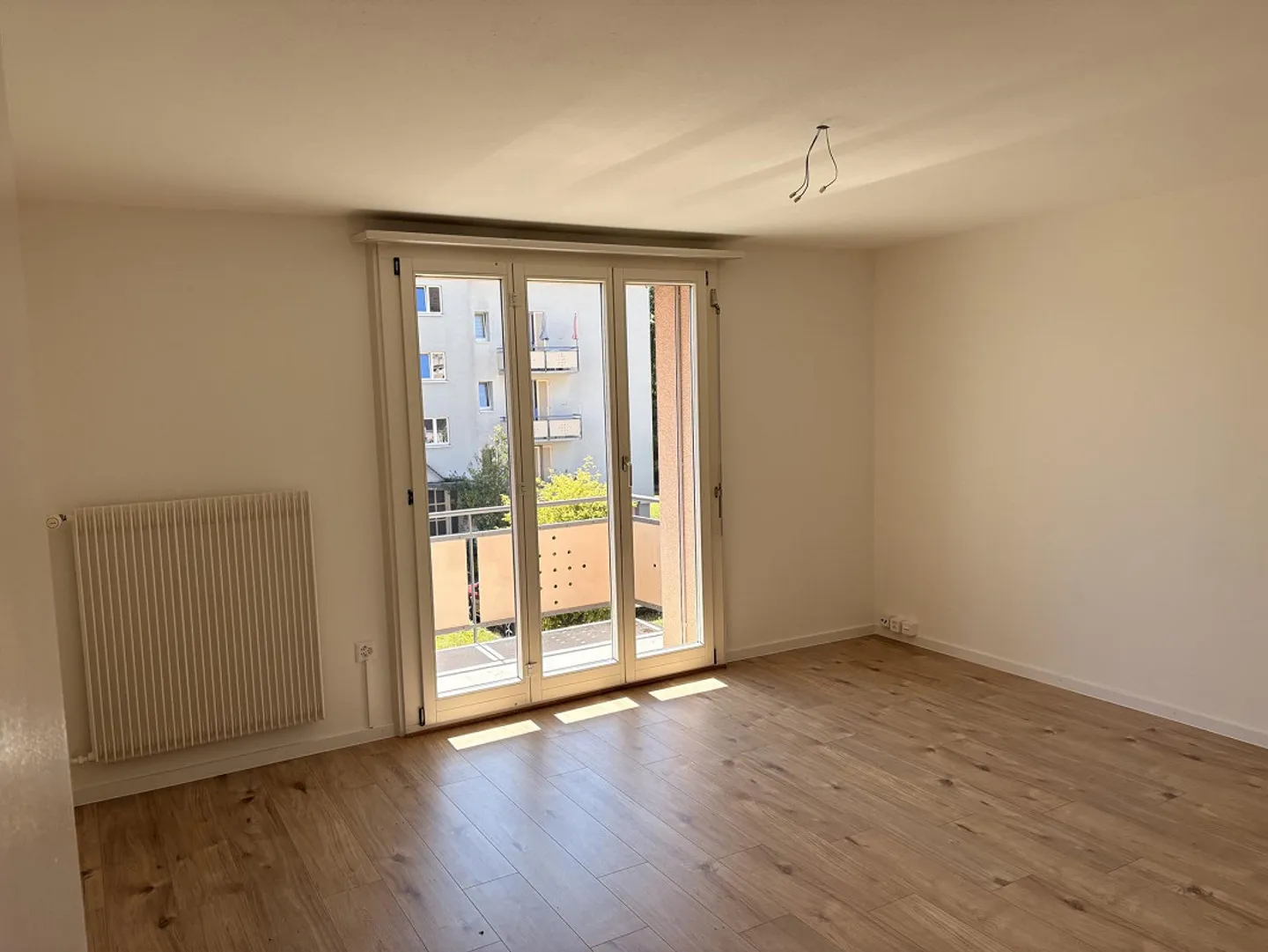 Appartamento 3 stanze con balcone, appartamento familiare conveniente - Foto 4 di 10