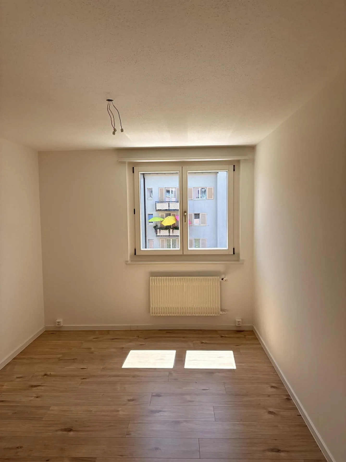 Appartamento 3 stanze con balcone, appartamento familiare conveniente - Foto 5 di 10