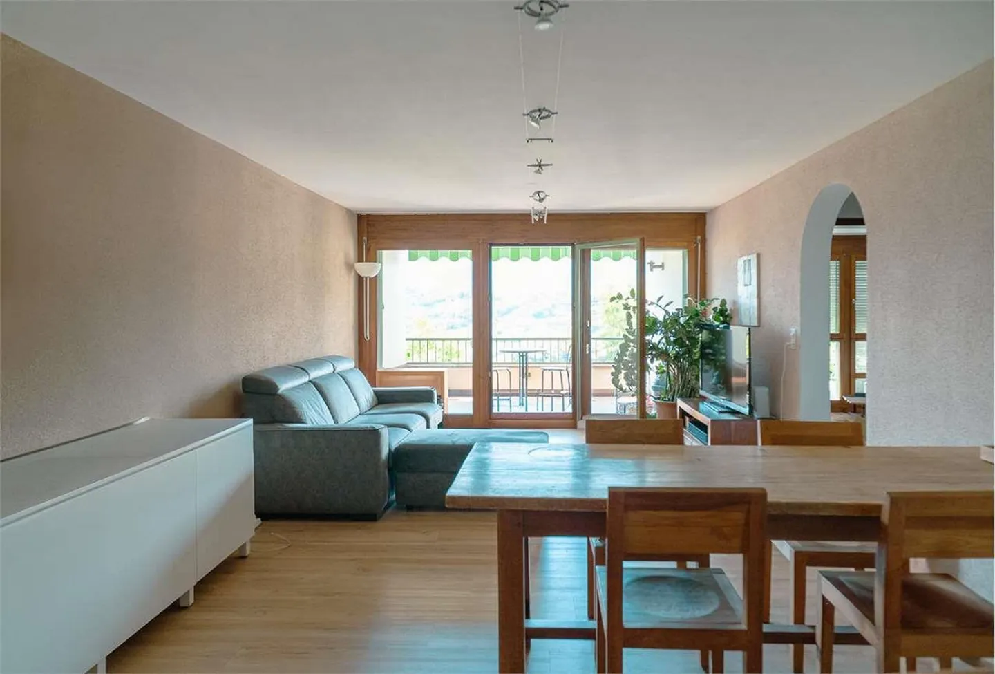 Oasis of Tranquility with Garden and Breathtaking View - Photo 4 of 13