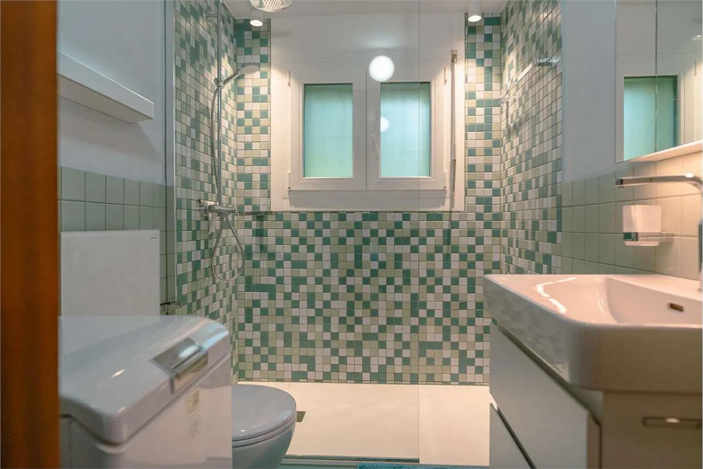 Oasis of Tranquility with Garden and Breathtaking View - Photo 12 of 13