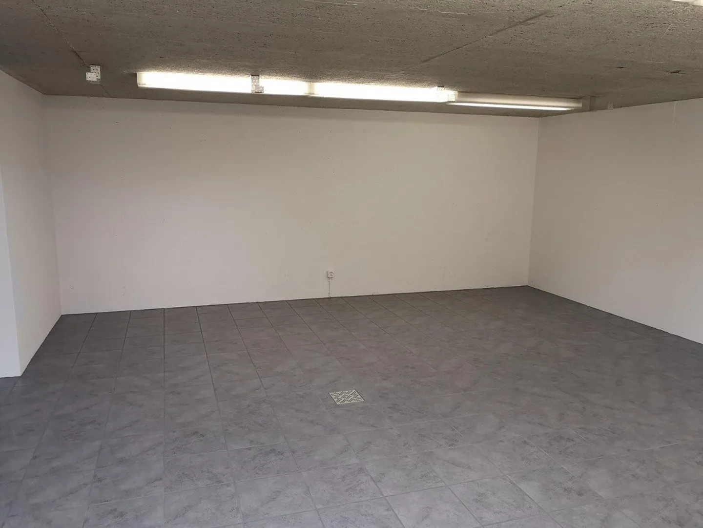 Cercasi stanza per magazzino/creatività perfetta? - Foto 3 di 4