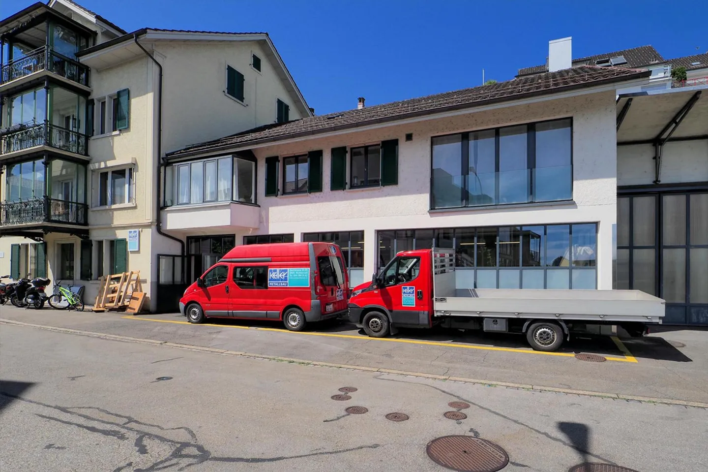 235.4 m² Fabrikationsräume - Foto 1 von 7