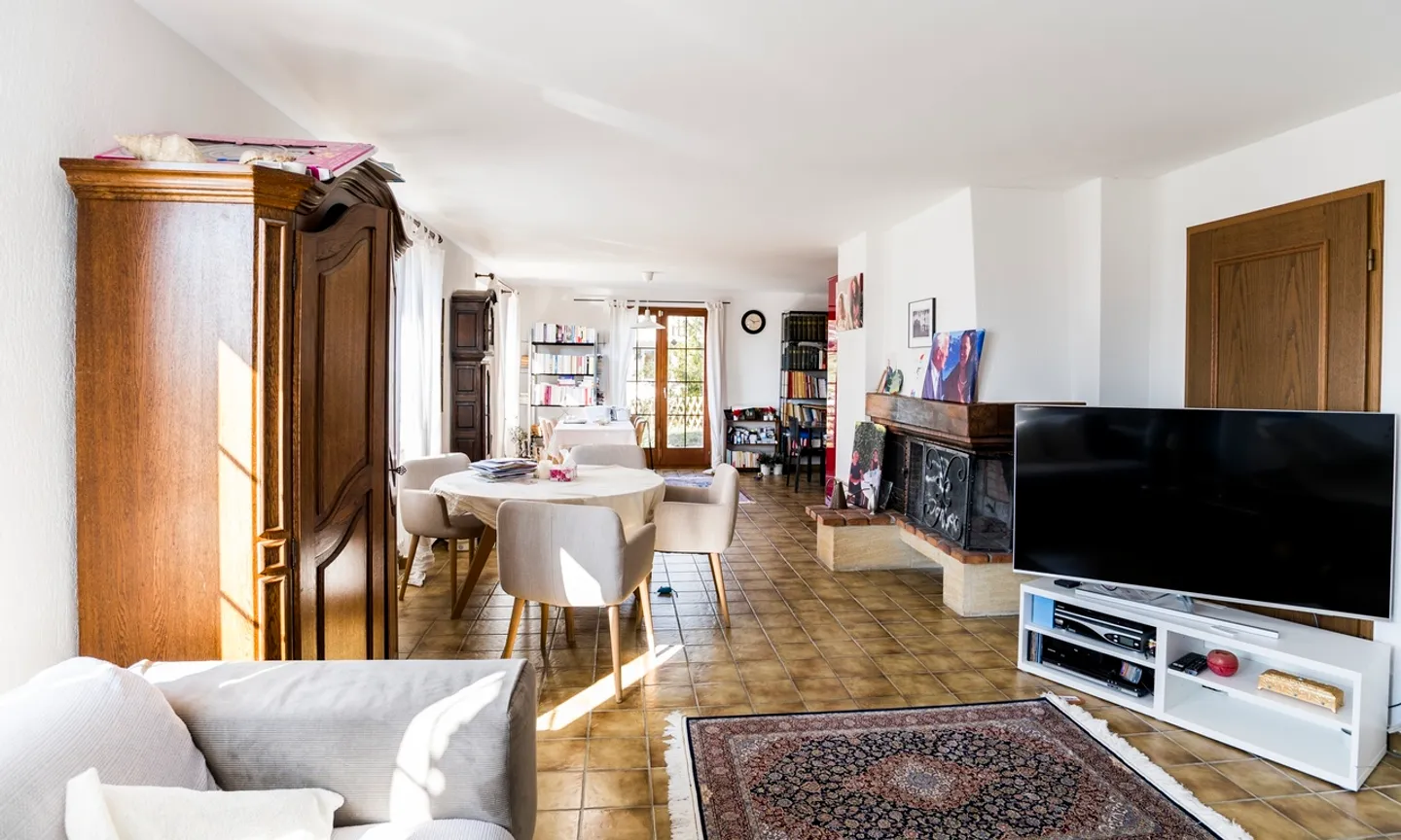 Large villa with 6.5 rooms - Photo 2 of 13