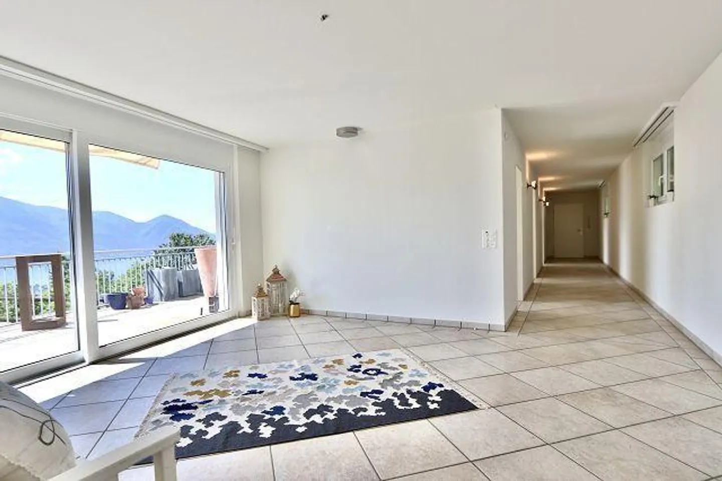 «Appartamento di lusso di 4 1/2-locali con terrazza, giardino e vista lago» - Foto 5 di 37