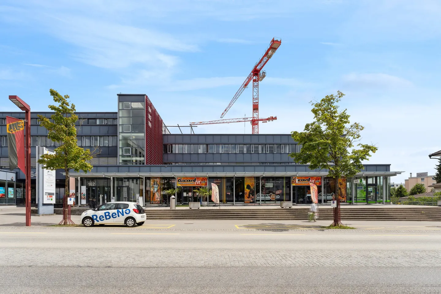 Attraktive Gewerbefläche - Foto 1 von 10