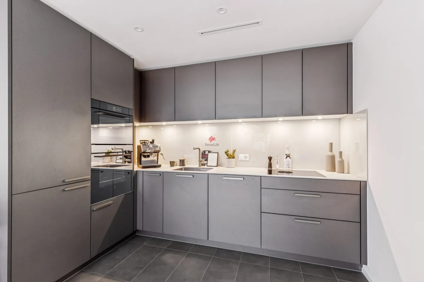 Appartamento in vendita - Foto 4 di 17