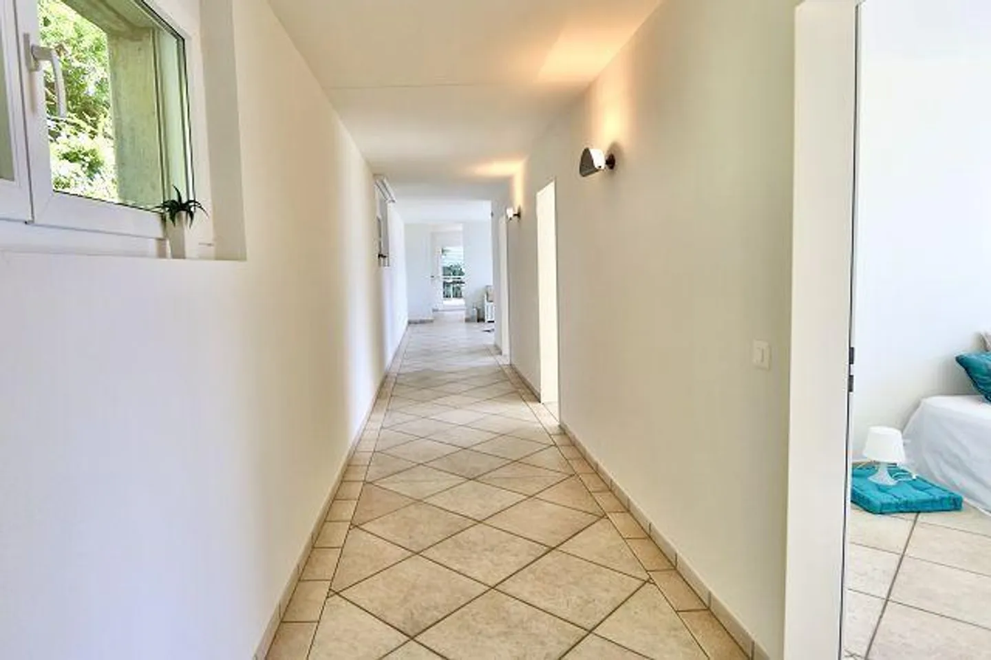 «Appartamento di lusso di 4 1/2-locali con terrazza, giardino e vista lago» - Foto 14 di 37