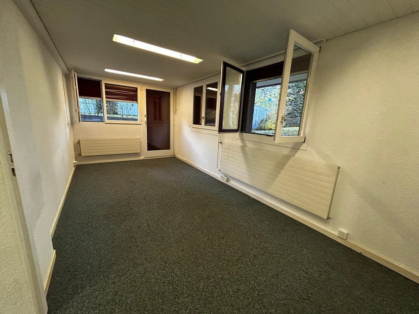 3-Zimmer-Büroräume für Einzelunternehmer oder kleine Firmen - Foto 8 von 8