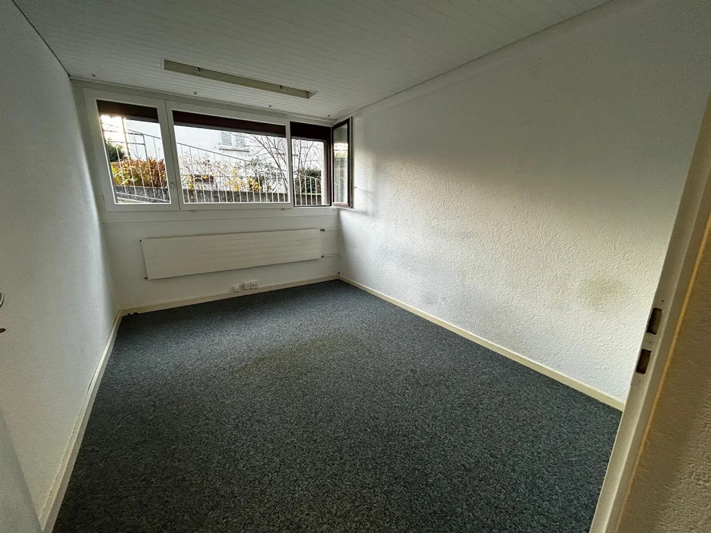 3-Zimmer-Büroräume für Einzelunternehmer oder kleine Firmen - Foto 7 von 8