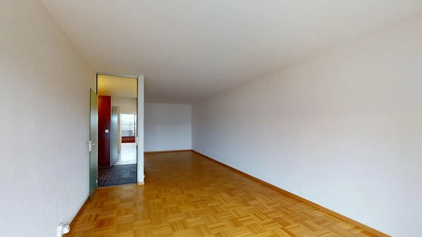 Crossing apartment in the Tourelle district - Photo 5 of 11