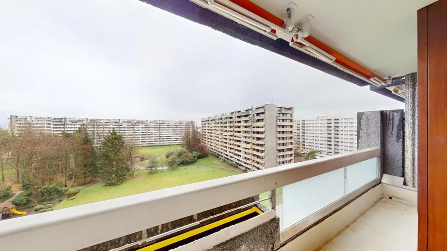 Crossing apartment in the Tourelle district - Photo 9 of 11