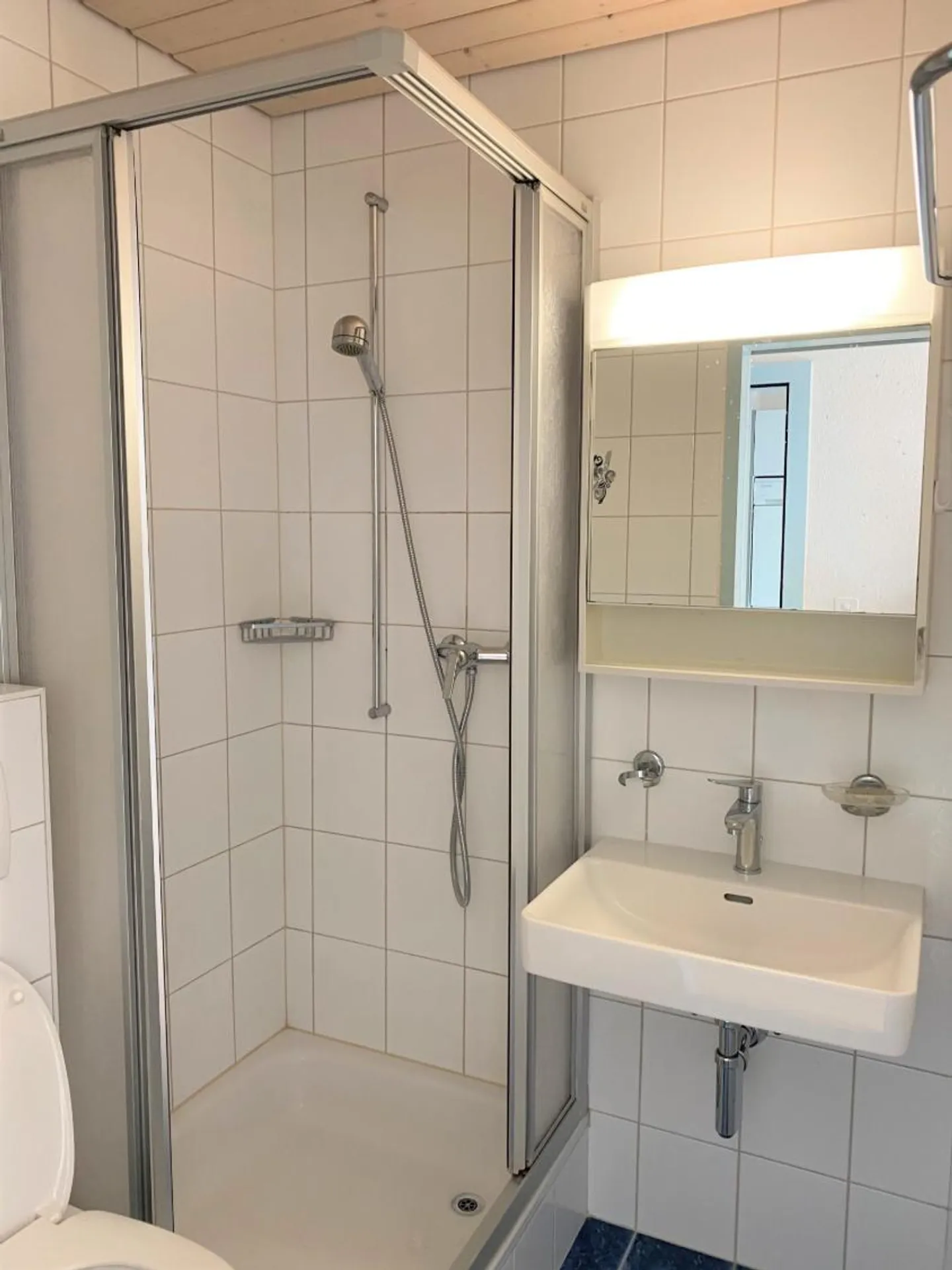 Zimmer 1 Stück - Foto 2 von 3