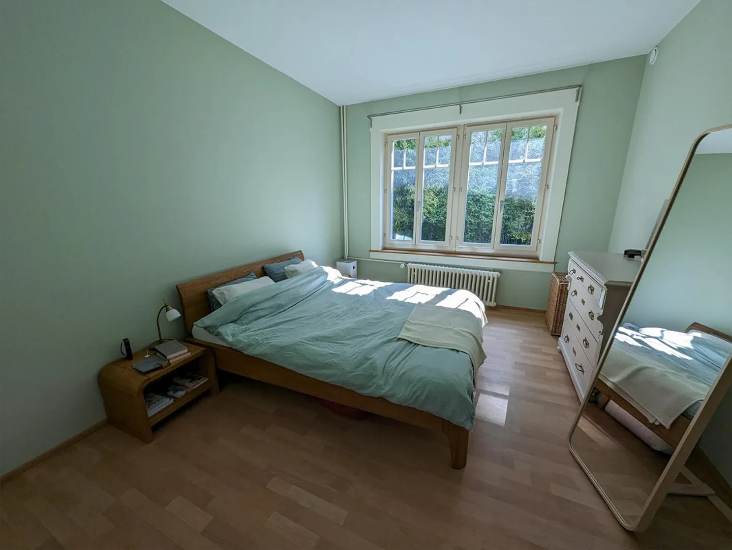 4.5-Room Old Building Apartment with Balcony & Loggia - Near Lake Zurich - Photo 9 of 13