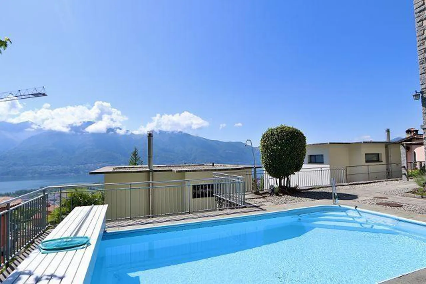 «Appartamento di lusso di 4 1/2-locali con terrazza, giardino e vista lago» - Foto 30 di 37